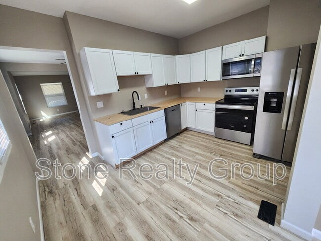 Photo - 2225 N 11th St