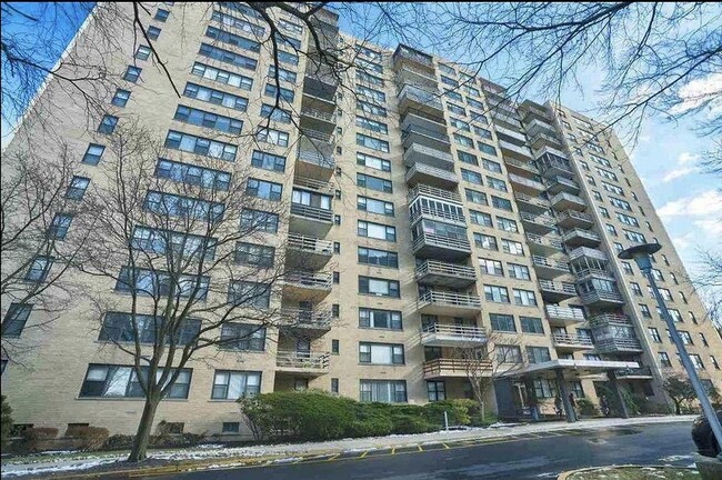 Photo - 201 St Pauls Ave Unidad 2B Rental