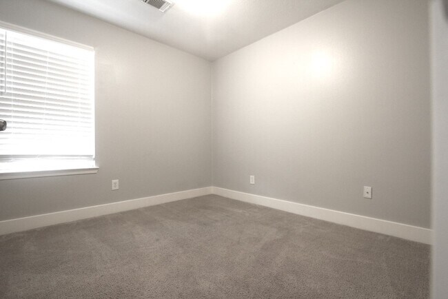 Photo - 19507 Winston Hill Dr