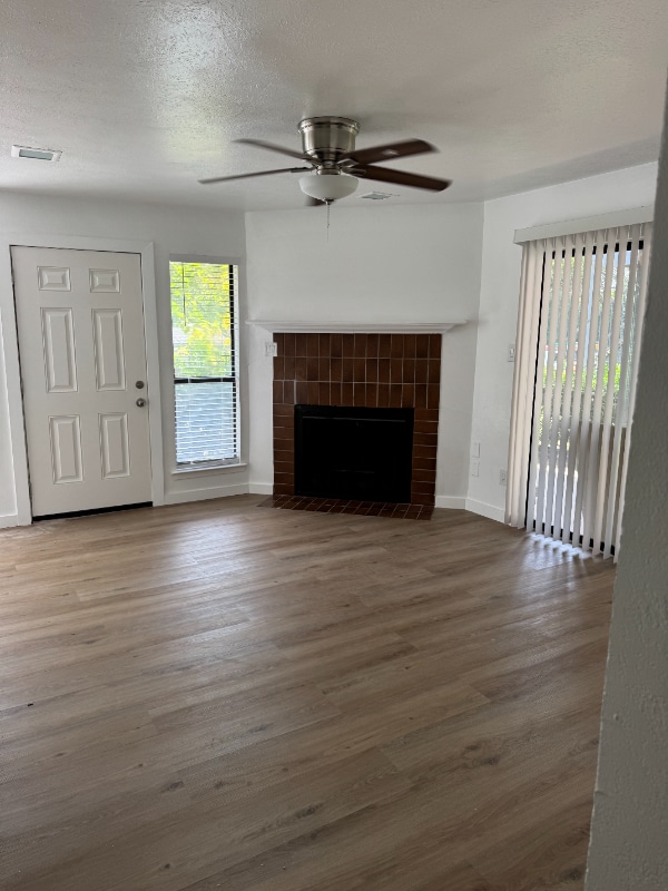 Photo - 5500 Lakeview Pkwy