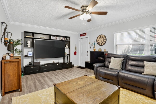 Photo - 9050 NW 28th St