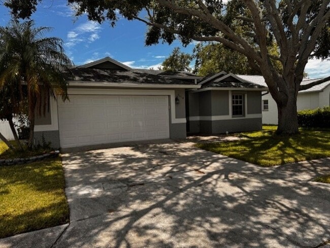 Building Photo - Available Now! Absolutely gorgeous 3 bedro... Rental