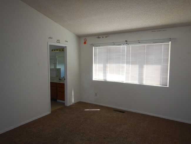 Photo - Cute 4 bedroom home in Silver Shores