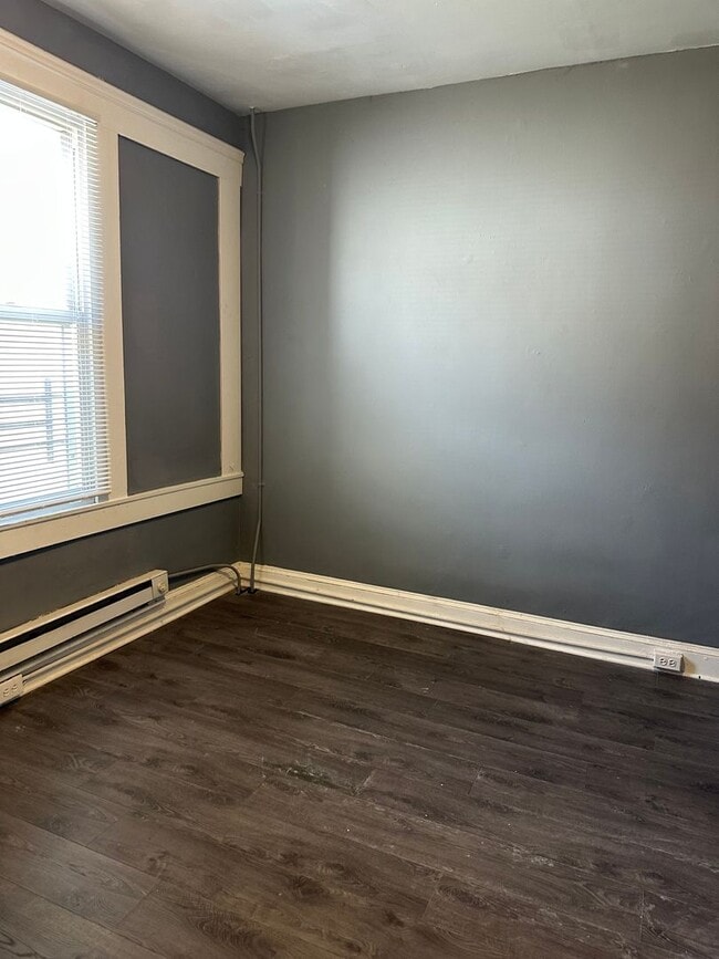Photo - 5 S Wickham Rd Unidad Apt. 1