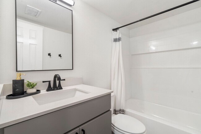 Photo - Vineyards on Garland Apartments