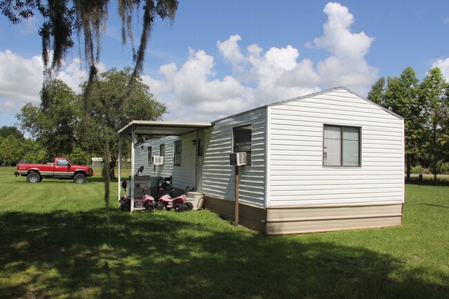 3851 Spiker Ln