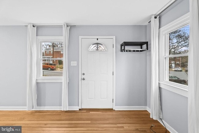 Photo - 4332 Utica Ave