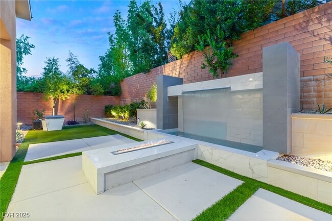 Building Photo - 19 Garden Rain Dr Rental