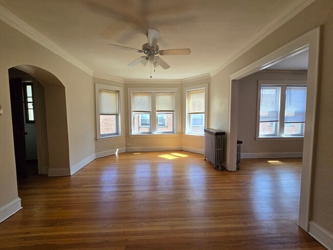 Photo - 1936 W Estes Ave Apartments Unit 3S