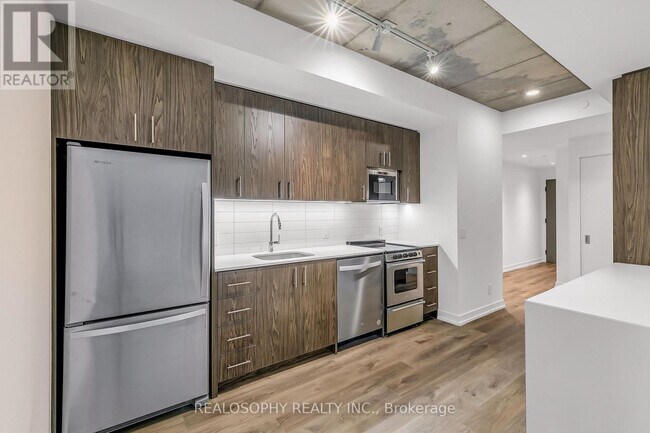 Photo - 115 Larchmount Ave Unité 301