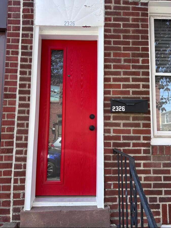 Photo - 2326 E Hazzard St