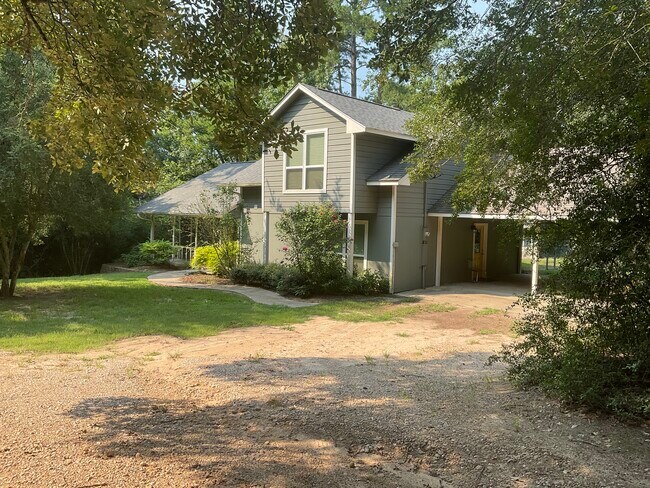 Photo - 477 County Rd 319