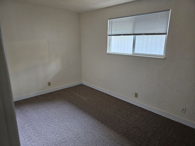 Photo - Fully updated 2/1 duplex in Gateway area Unidad 980 Cloverleaf