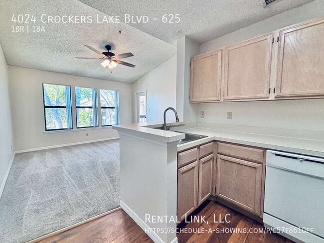 Photo - 4024 Crockers Lake Blvd Unidad 625