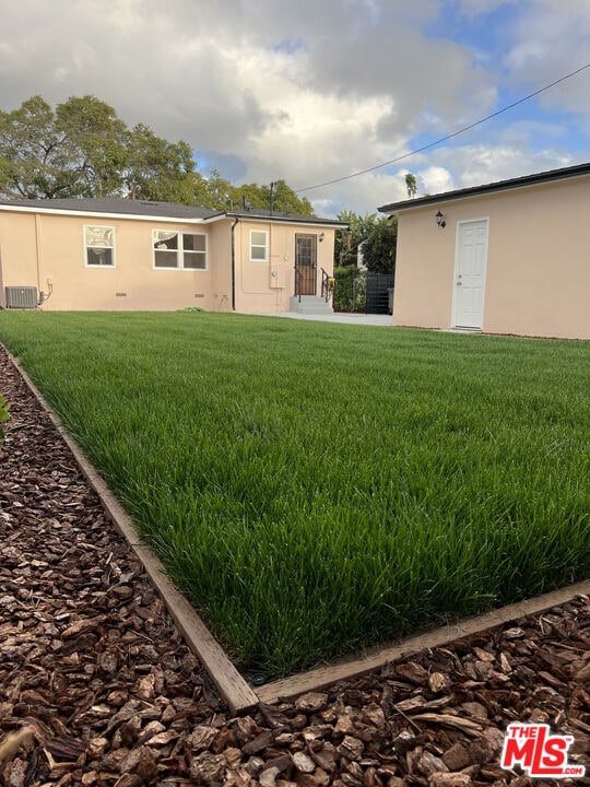 Photo - 15605 Berendo Ave