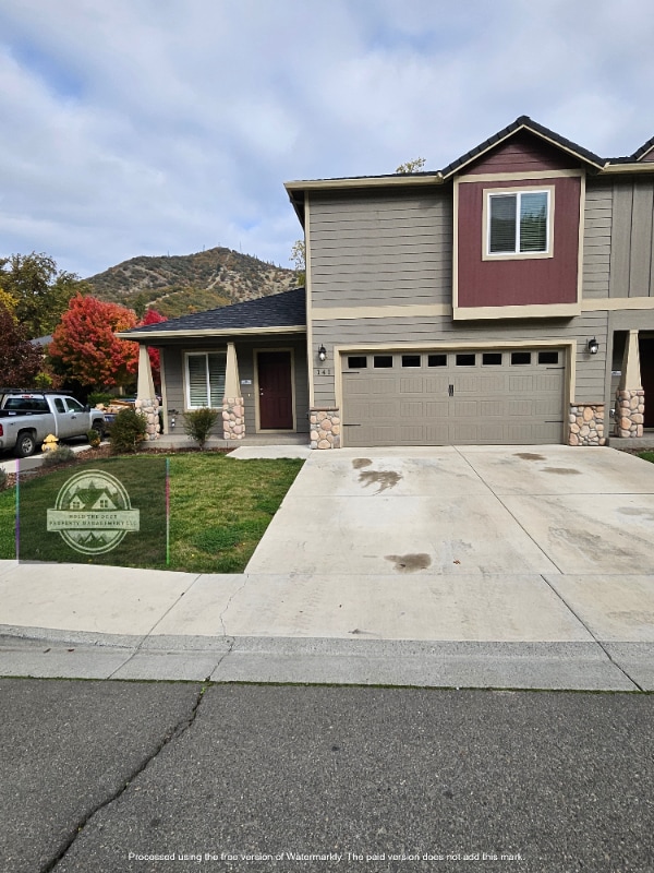 Photo - 141 Rivers Edge Ct