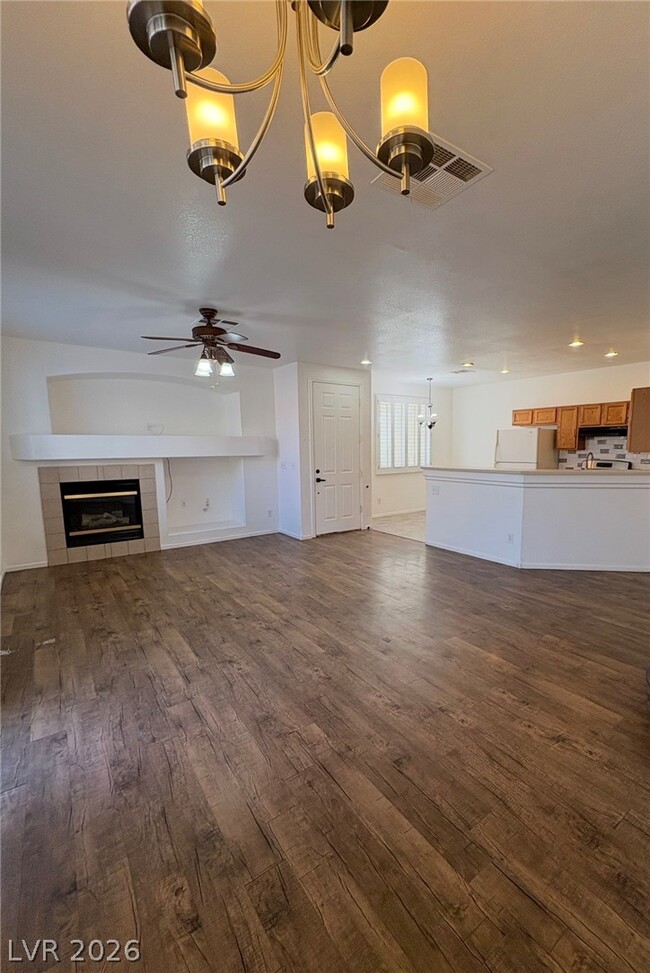 Photo - 6064 Nestled Foot St
