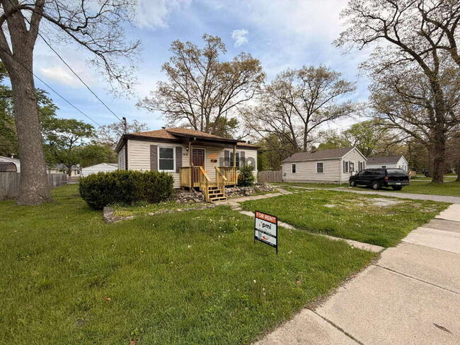 Photo - 1416 E 5th St