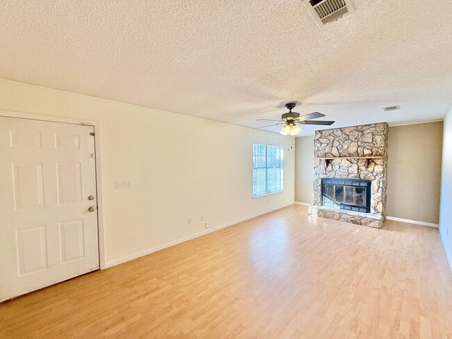 Photo - ??Spacious 3-Bedroom Home - Large Lot