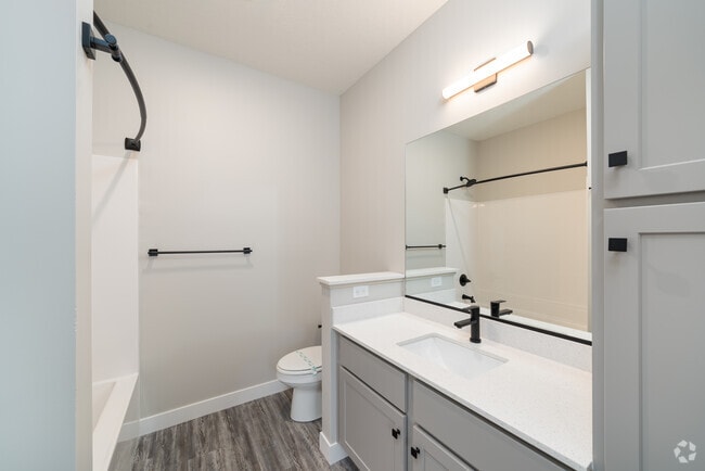 2BR, 2BA - 1,240SF - Vaulted - Primary Bathroom