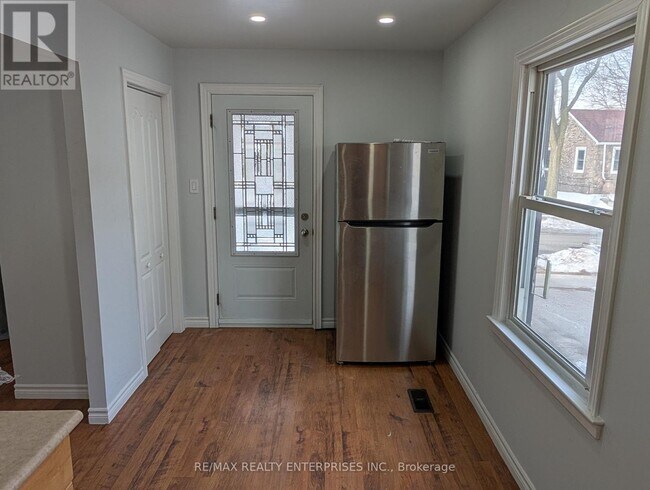 Photo - 25 Tedder St