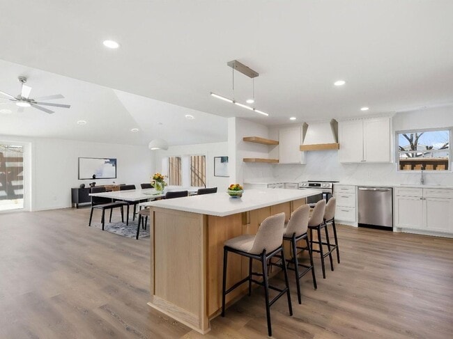 Photo - 3616 Woodleigh Dr