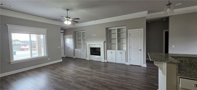 Photo - 902 Sugar Lf St