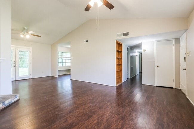 Photo - 2674 Lark Ln
