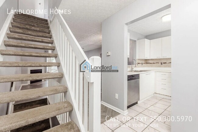Photo - 199 Macandrews Way