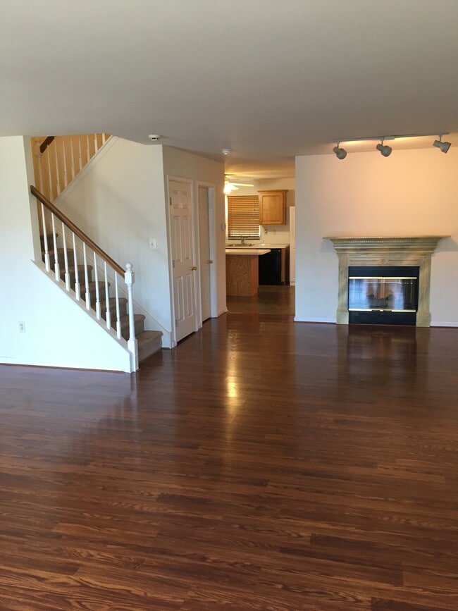 Photo - 1802 Harrison Ct