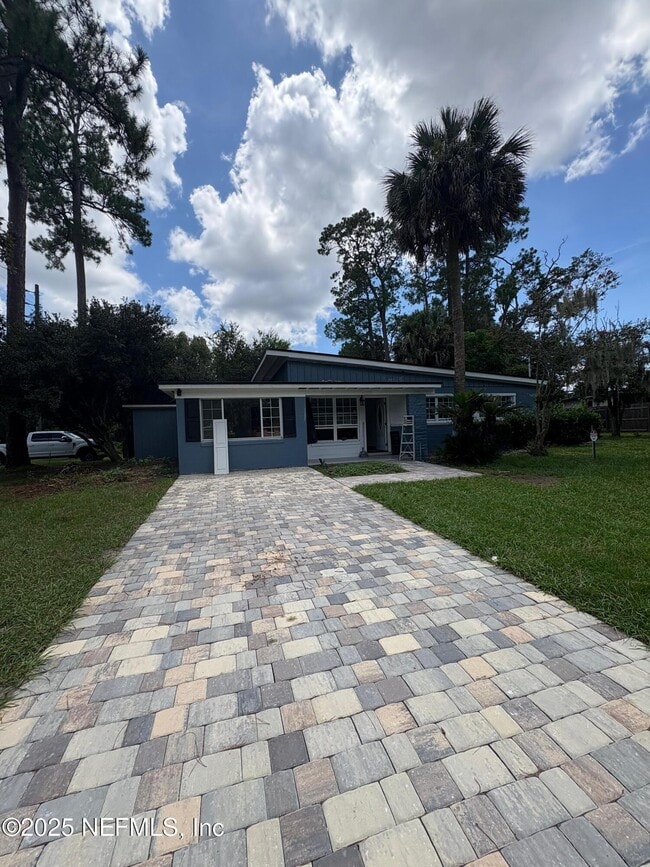 Building Photo - 5356 Keystone Dr N Rental