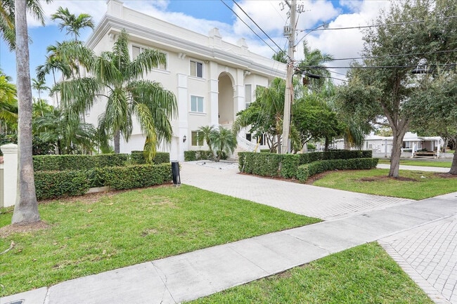 Photo - 414 Riviera Isle Dr