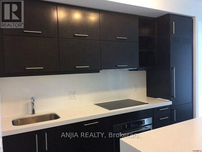 Photo - 1080 Bay St. Unité 2009