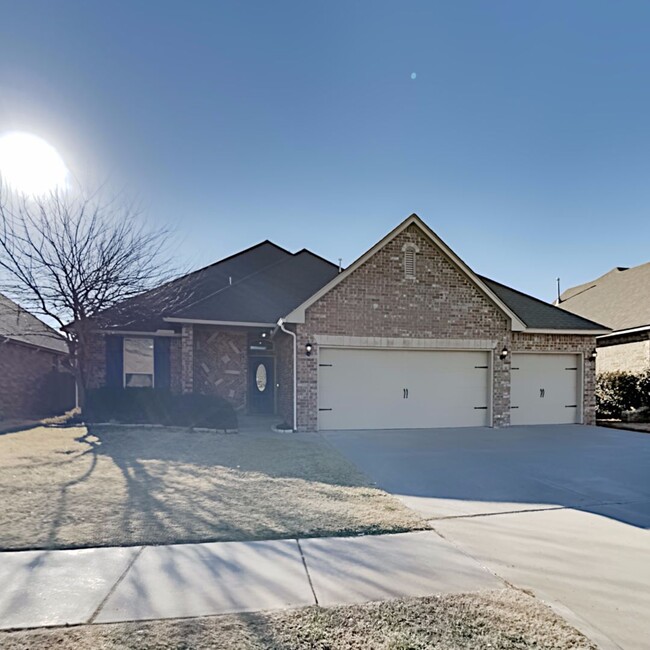 3 Bedroom 2.5 Bath Home - Deer Creek Schools - 3 Bedroom 2.5 Bath Home - Deer Creek Schools