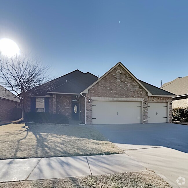 Building Photo - 3 Bedroom 2.5 Bath Home - Deer Creek Schools