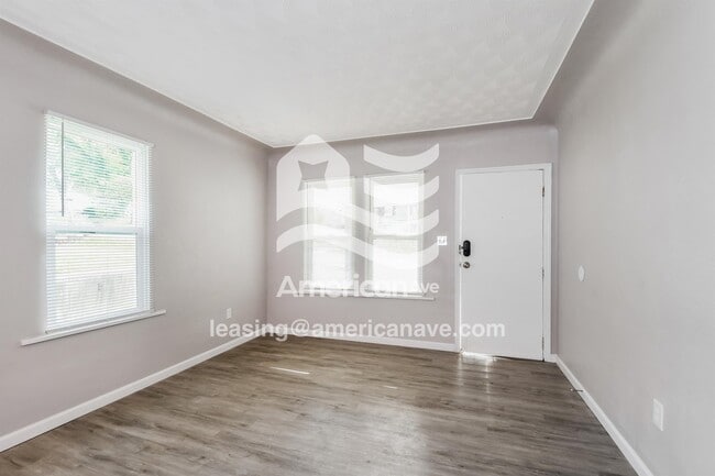 Photo - 313 Locust St