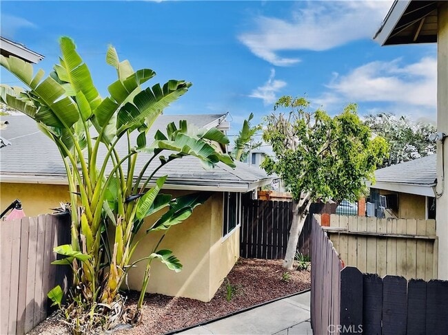 Photo - 15641 Tustin Village Way Unidad A