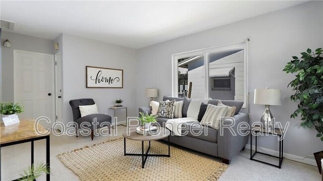 Photo - 325 42nd Ave N