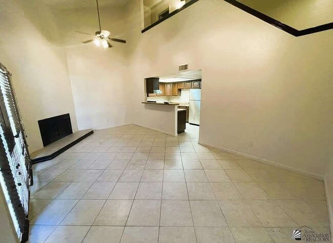 Photo - 2045 S 14th Ave Unidad 10