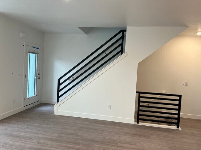 119 E Abbeville Ct