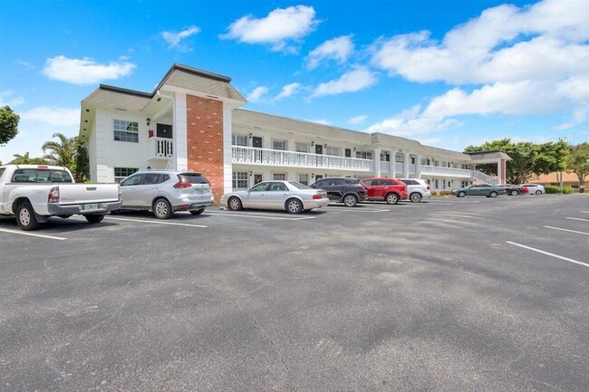 Building Photo - 10000 Meridian Way N Unit 0150