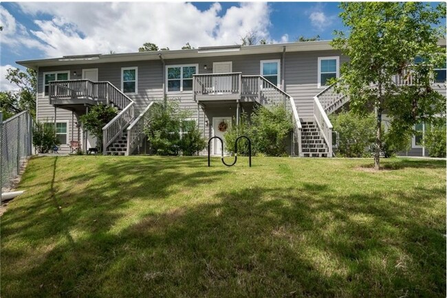 Photo - Highland Bourne Apartments