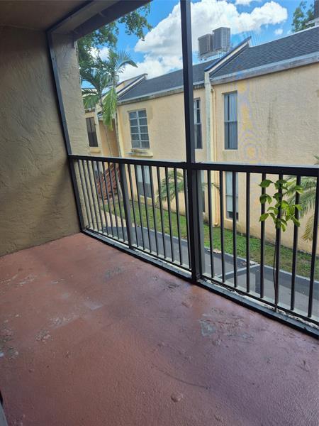 Photo - 4429 Treehouse Ln Unit 28 F