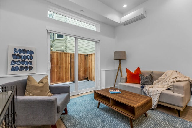 Photo - 1610 Golden Gate