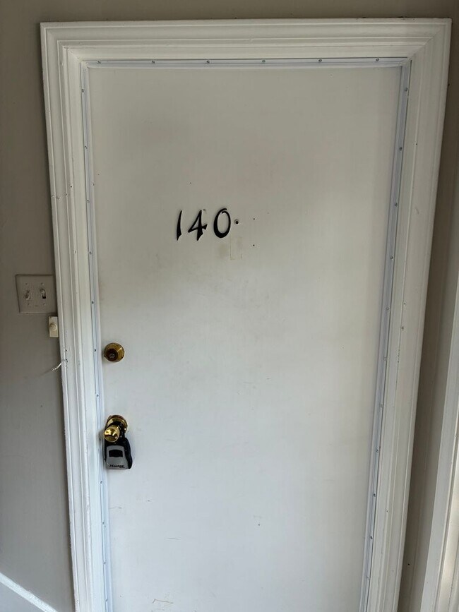 Engleside Apartments
