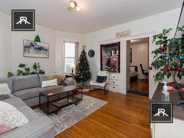 Photo - 4 bedroom in Allston MA 02134 Unidad 1