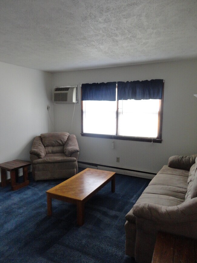 Photo - 204 E Mulberry St