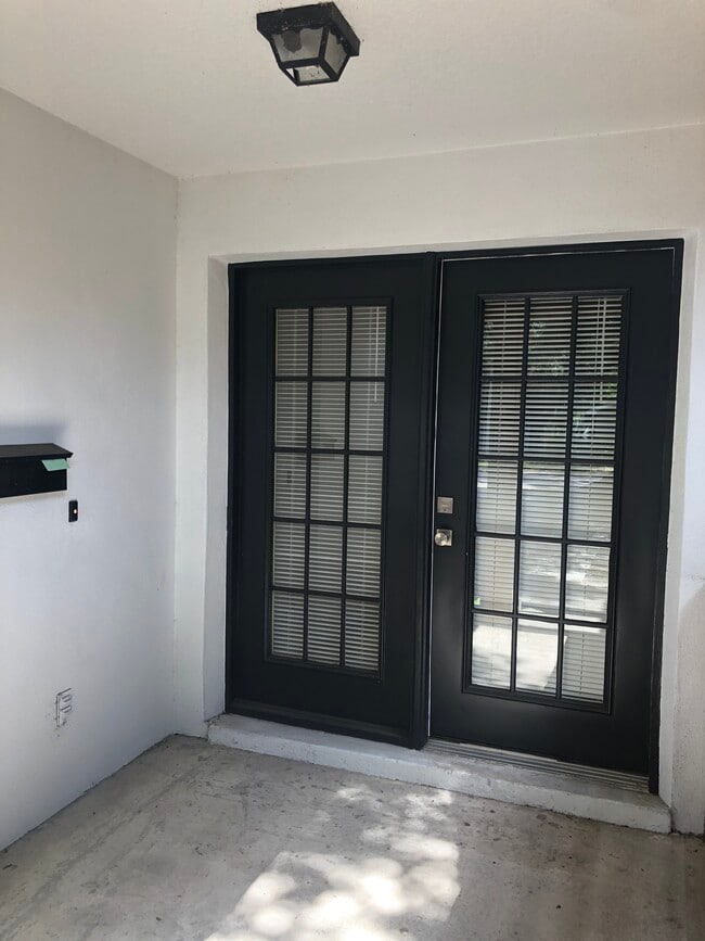 Photo - 804 E South St