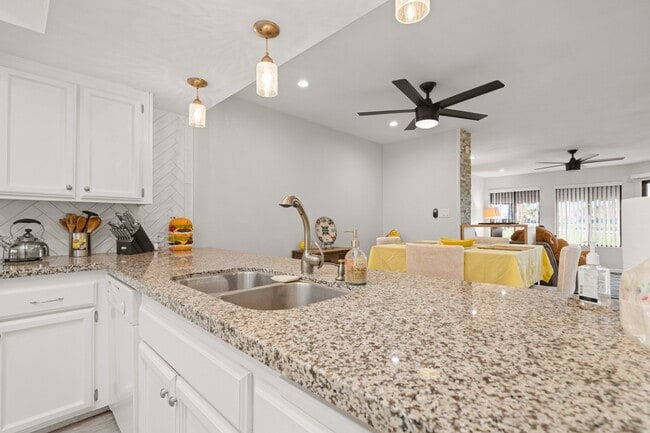 Photo - 14500 Palmas Dr