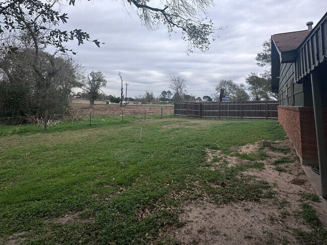 Photo - 2048 Studio Ln